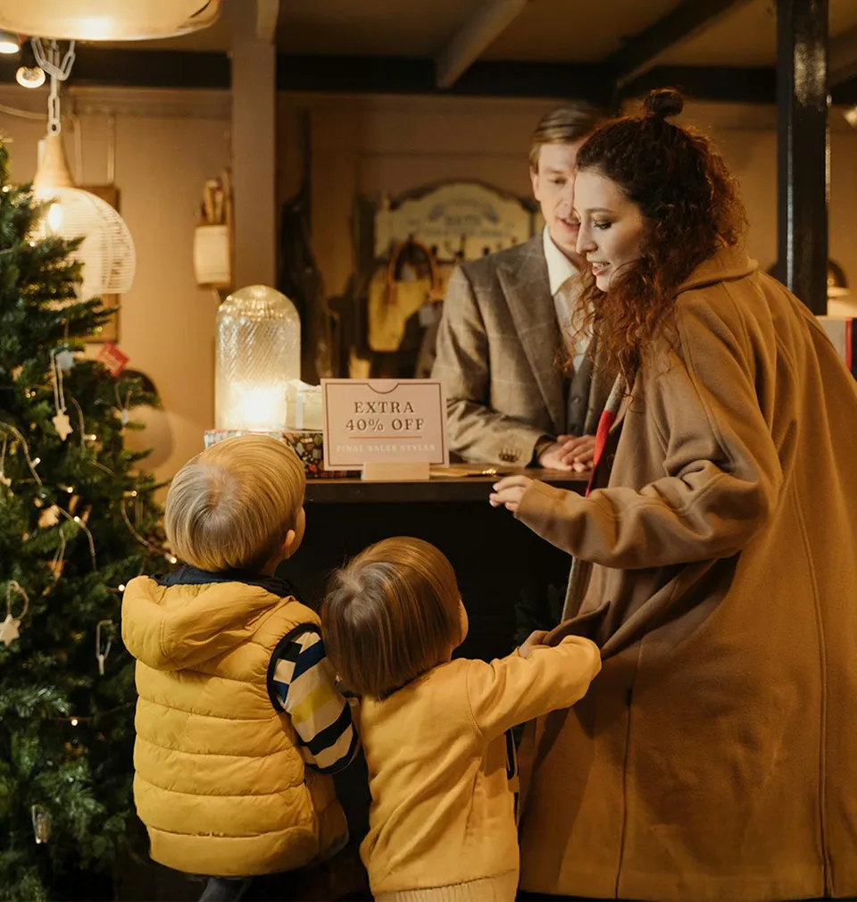 Spend Smart, Earn More (mobile only image)